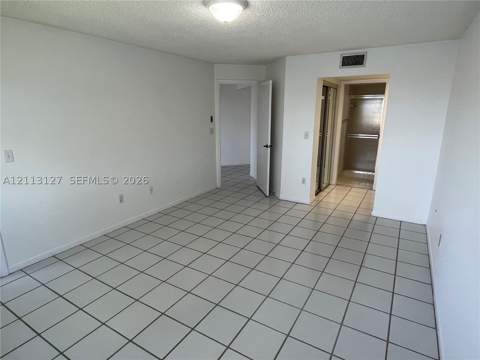 2520 SE 19th Pl 202-B, Homestead FL - photo 9 of 36