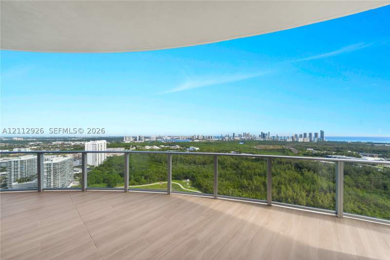 4 bedroom Condominium at 2411 Laguna Cir 3211, One Park Tower, North Miami — photo 5