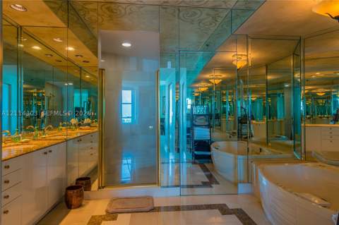 300 S Pointe Dr 1504, Miami Beach FL - photo 10 of 38