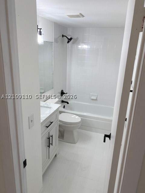 7020 NW 173rd Dr 501, Hialeah FL - photo 10 of 11