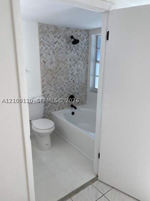 7020 NW 173rd Dr 501, Hialeah FL - photo 11 of 11