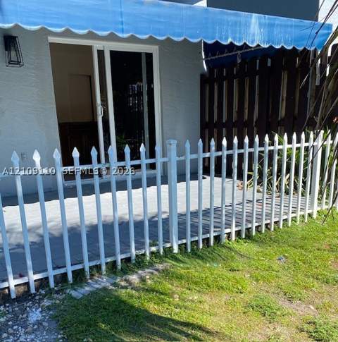 7020 NW 173rd Dr 501, Hialeah FL - photo 9 of 11