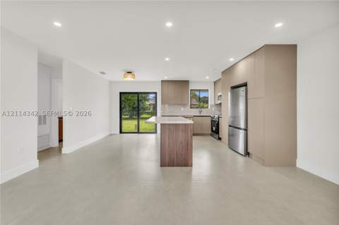 16220 SW 101st Ave, Miami FL - photo 7 of 49