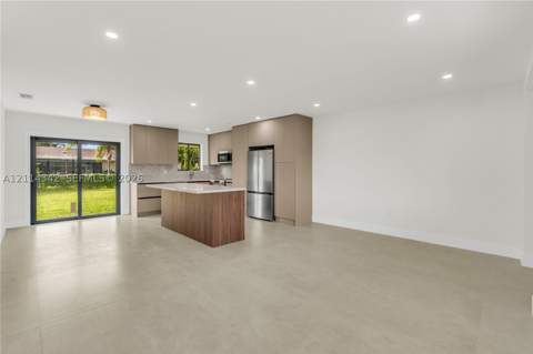 16220 SW 101st Ave, Miami FL - photo 8 of 49