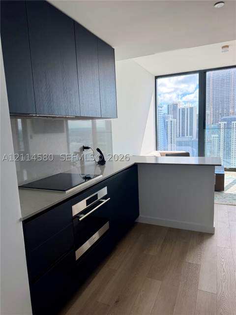20 NE 11 4109, Miami FL - photo 10 of 14