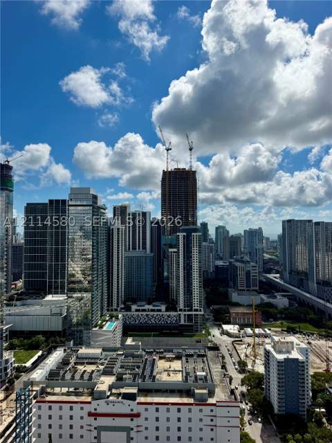 20 NE 11 4109, Miami FL - photo 12 of 14