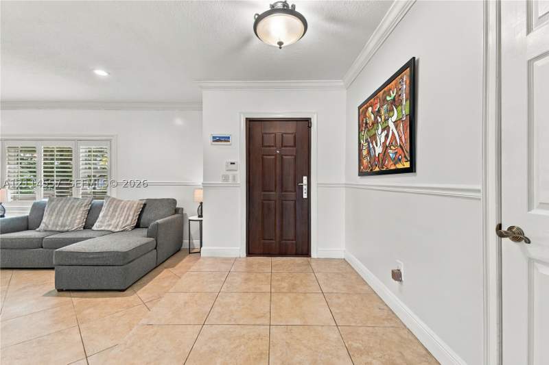 3 bedroom SingleFamilyResidence at 9261 SW 88th Ter, Cherry Grove Part 1, Miami — photo 5