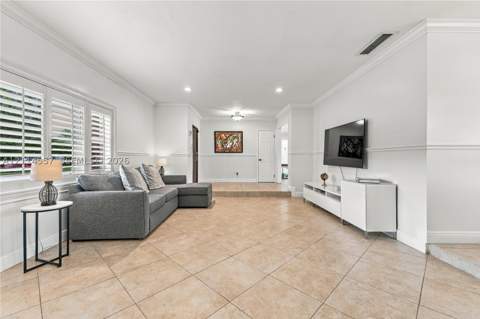 9261 SW 88th Ter, Miami FL - photo 8 of 49