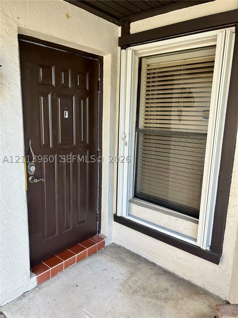 3 bedroom Condominium at 4870 SW 152nd Pl F-93, Lakes Meadow Vilg Homes C, Miami — photo 2