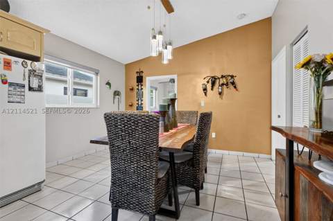 2427 W 70th Pl, Hialeah FL - photo 12 of 35