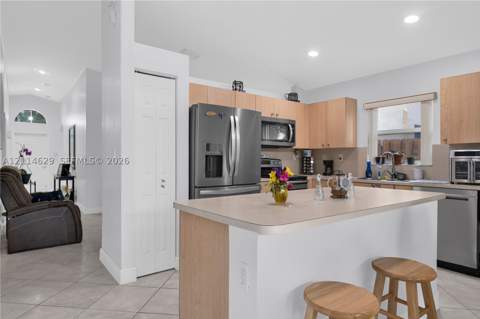 1080 SE 19th Ave, Homestead FL - photo 9 of 24
