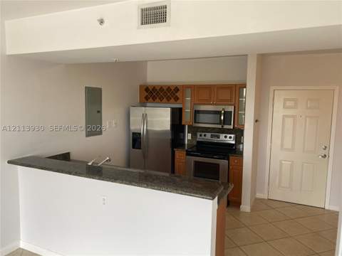 1 Glen Royal Pkwy 1113, Miami FL - photo 6 of 18