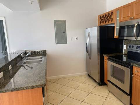 1 Glen Royal Pkwy 1113, Miami FL - photo 7 of 18