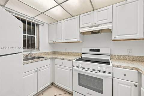 1750 W 46th St 223, Hialeah FL - photo 7 of 29