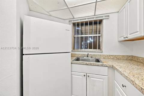 1750 W 46th St 223, Hialeah FL - photo 9 of 29