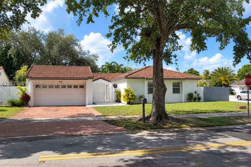 4 bedroom SingleFamilyResidence at 19880 NW 64th Ct Rd, Country Lake Manors, Hialeah — photo 1