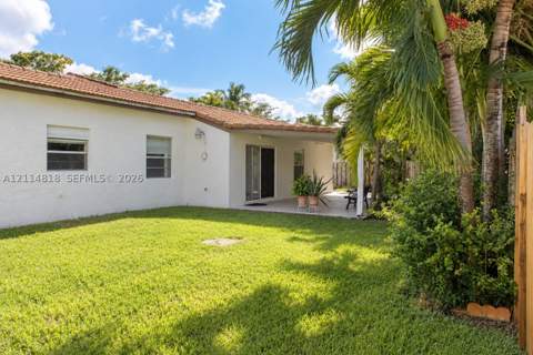 19880 NW 64th Ct Rd, Hialeah FL - photo 17 of 17