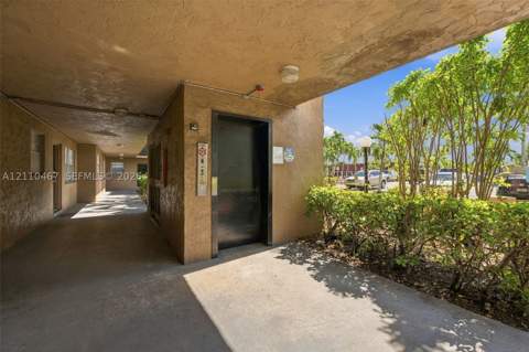 6575 W 4th Ave 507B, Hialeah FL - photo 18 of 20