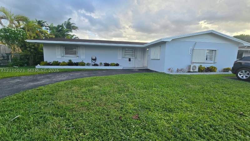 4 bedroom SingleFamilyResidence at 12870 SW 21st St, Southwest Manors Sec 4, Miami — photo 2