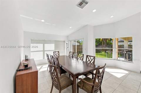 15982 SW 73rd St, Miami FL - photo 11 of 33