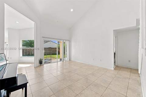 15982 SW 73rd St, Miami FL - photo 7 of 33