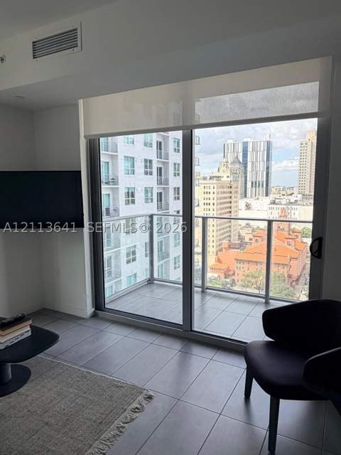 227 NE 2nd St 1702, Miami FL - photo 15 of 36