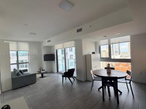 227 NE 2nd St 1702, Miami FL - photo 9 of 36