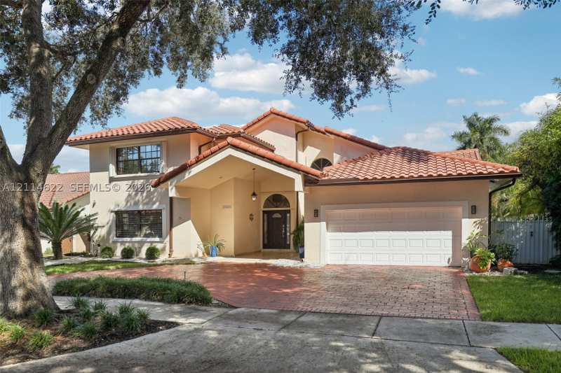 5 bedroom SingleFamilyResidence at 16441 NW 84th Ct, Royal Lakes 1st Addn, Miami Lakes — photo 1