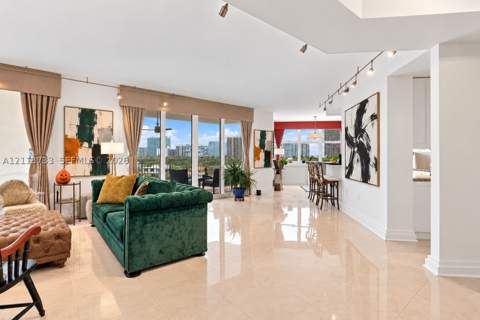 9751 E Bay Harbor Dr 6A, Bay Harbor Islands FL - photo 13 of 33