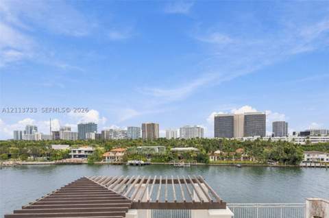 9751 E Bay Harbor Dr 6A, Bay Harbor Islands FL - photo 7 of 33