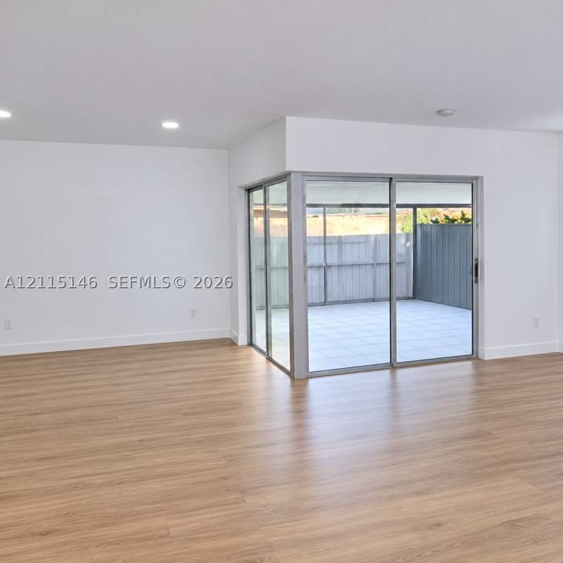 3 bedroom SingleFamilyResidence at 20125 SW 124th Ave, Oak Park Estates Sec 1, Miami — photo 3