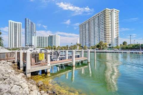 400 Kings Point Dr 317, Sunny Isles Beach FL - photo 11 of 12