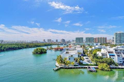 400 Kings Point Dr 317, Sunny Isles Beach FL - photo 6 of 12