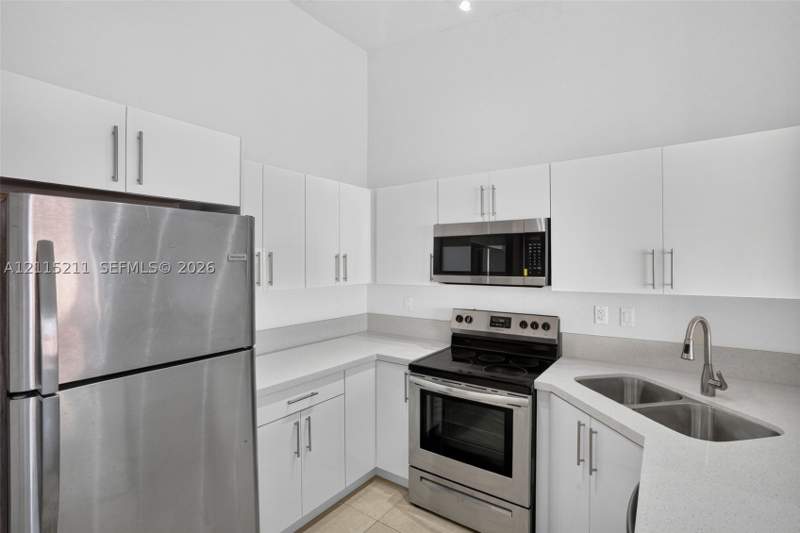 3 bedroom Villa at 13801 SW 170th Ter, Cazadores Sub, Miami — photo 4
