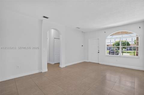 13801 SW 170th Ter, Miami FL - photo 9 of 38