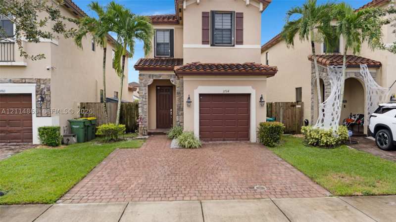 4 bedroom SingleFamilyResidence at 3754 NE 2nd St, Baywinds of Hatteras Repla, Homestead — photo 1