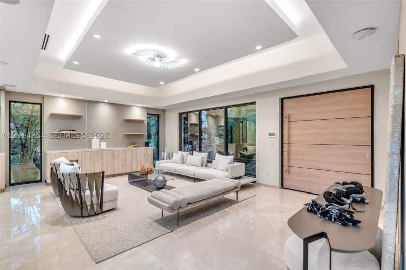 4 bedroom SingleFamilyResidence at 6731 SW 64th Ave, Cocoplum Terrace Addn Par, South Miami — photo 4