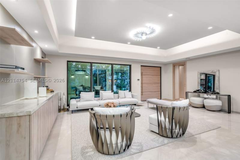 4 bedroom SingleFamilyResidence at 6731 SW 64th Ave, Cocoplum Terrace Addn Par, South Miami — photo 5