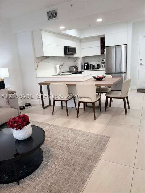 2301 SW 27th Ave 504, Miami FL - photo 10 of 33