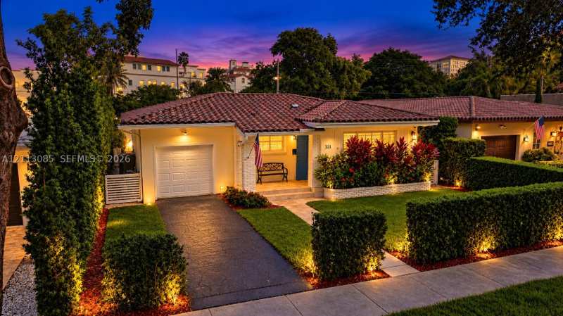 4 bedroom SingleFamilyResidence at 331 Romano Ave, Coconut Gr Sec 1 C Gab, Coral Gables — photo 1