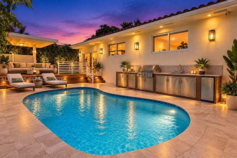 4 bedroom SingleFamilyResidence at 331 Romano Ave, Coconut Gr Sec 1 C Gab, Coral Gables — photo 3