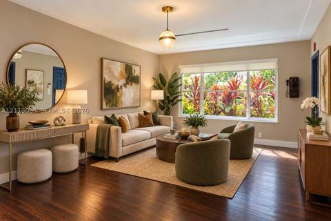 331 Romano Ave, Coral Gables FL - photo 7 of 26