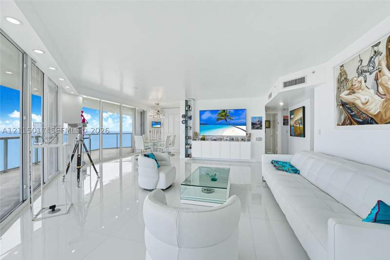 3 bedroom Condominium at 18671 Collins Ave 2902, Millennium Condo, Sunny Isles Beach — photo 4