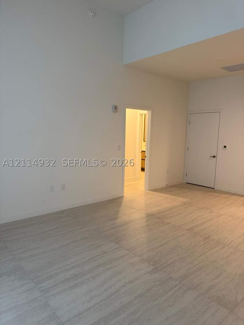 2 bedroom Condominium at 77 SE 5th Street 607, Viceroy, Miami — photo 2