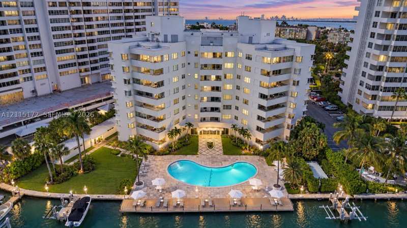 3 bedroom Condominium at 16 Island Ave 5C, Belle Towers Condo, Miami Beach — photo 1