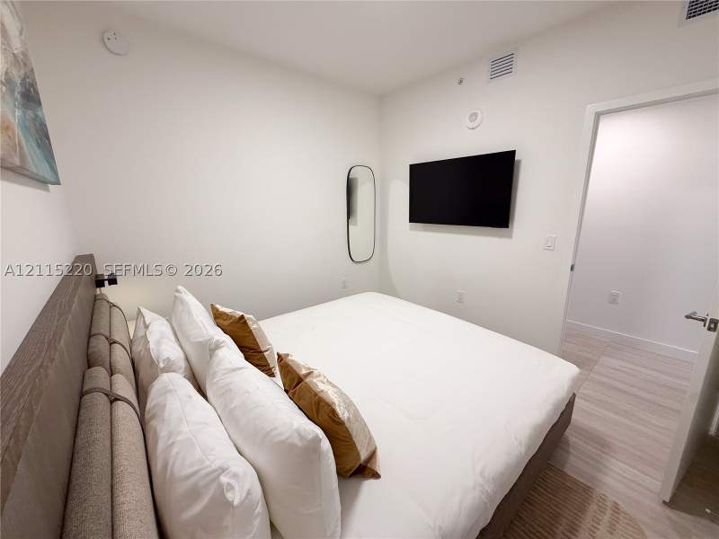 1 bedroom Condominium at 580 72nd St 1103, 72 Park, Miami Beach — photo 5