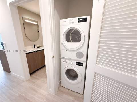 580 72nd St 1103, Miami Beach FL - photo 7 of 18