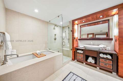 6801 Collins Ave 604, Miami Beach FL - photo 12 of 42