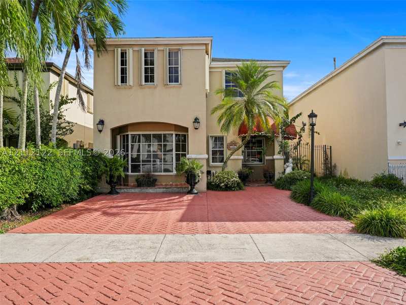 4 bedroom SingleFamilyResidence at 13990 SW 161st Ter, Paul Marks Sub, Miami — photo 1