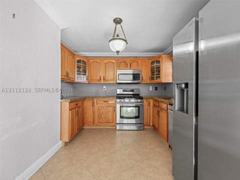 13990 SW 161st Ter, Miami FL - photo 7 of 44